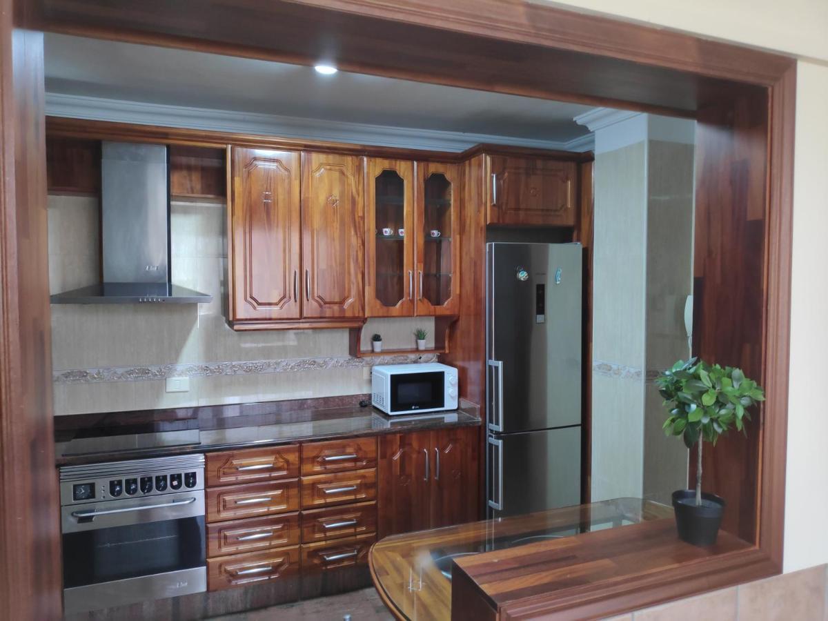 Safran Holiday Penthouse Apartman Los Cristianos  Kültér fotó