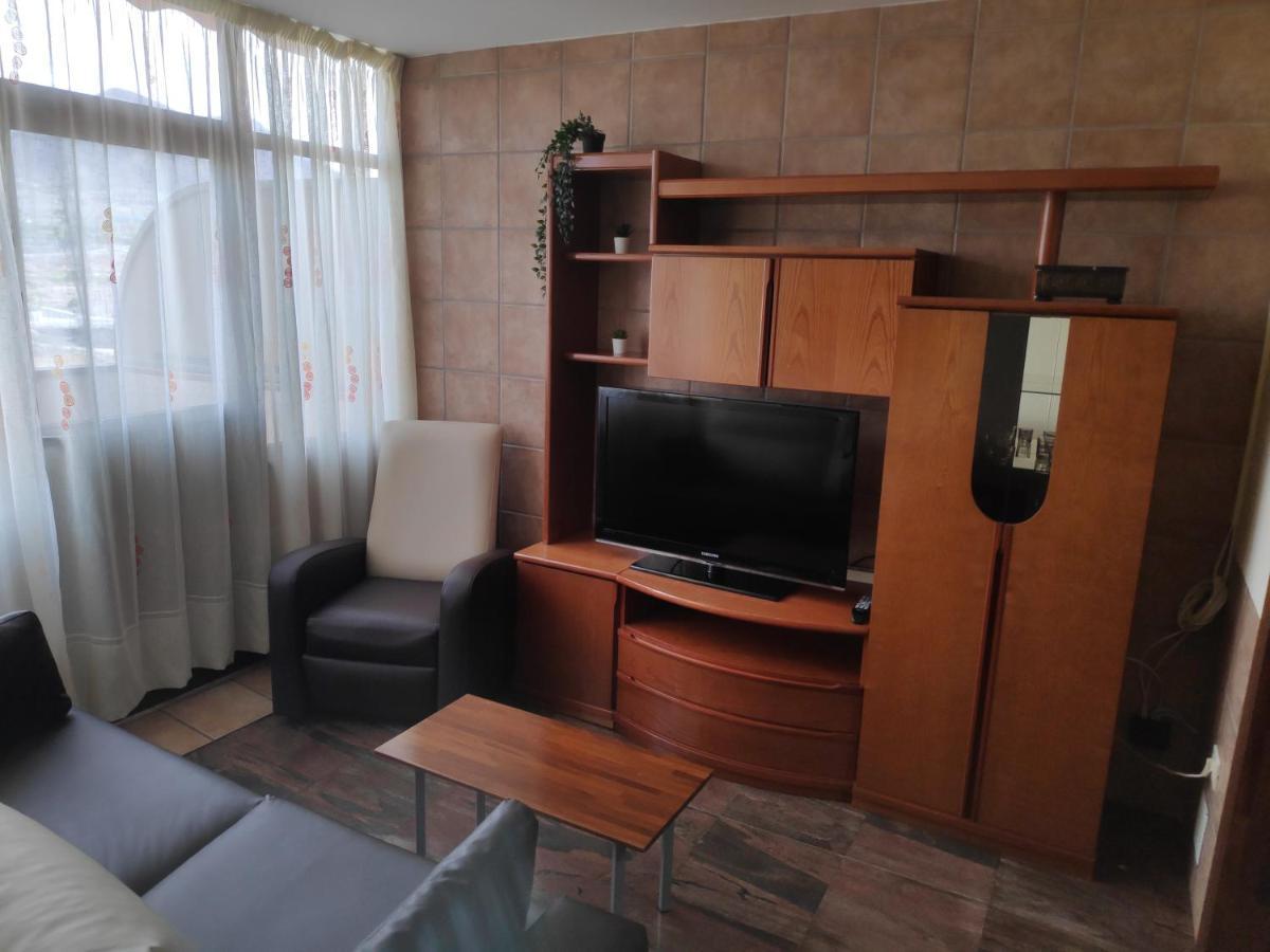 Safran Holiday Penthouse Apartman Los Cristianos  Kültér fotó